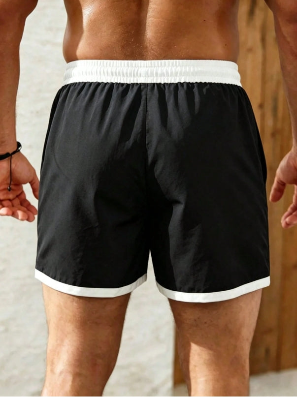 Short de bain homme blanc et noir